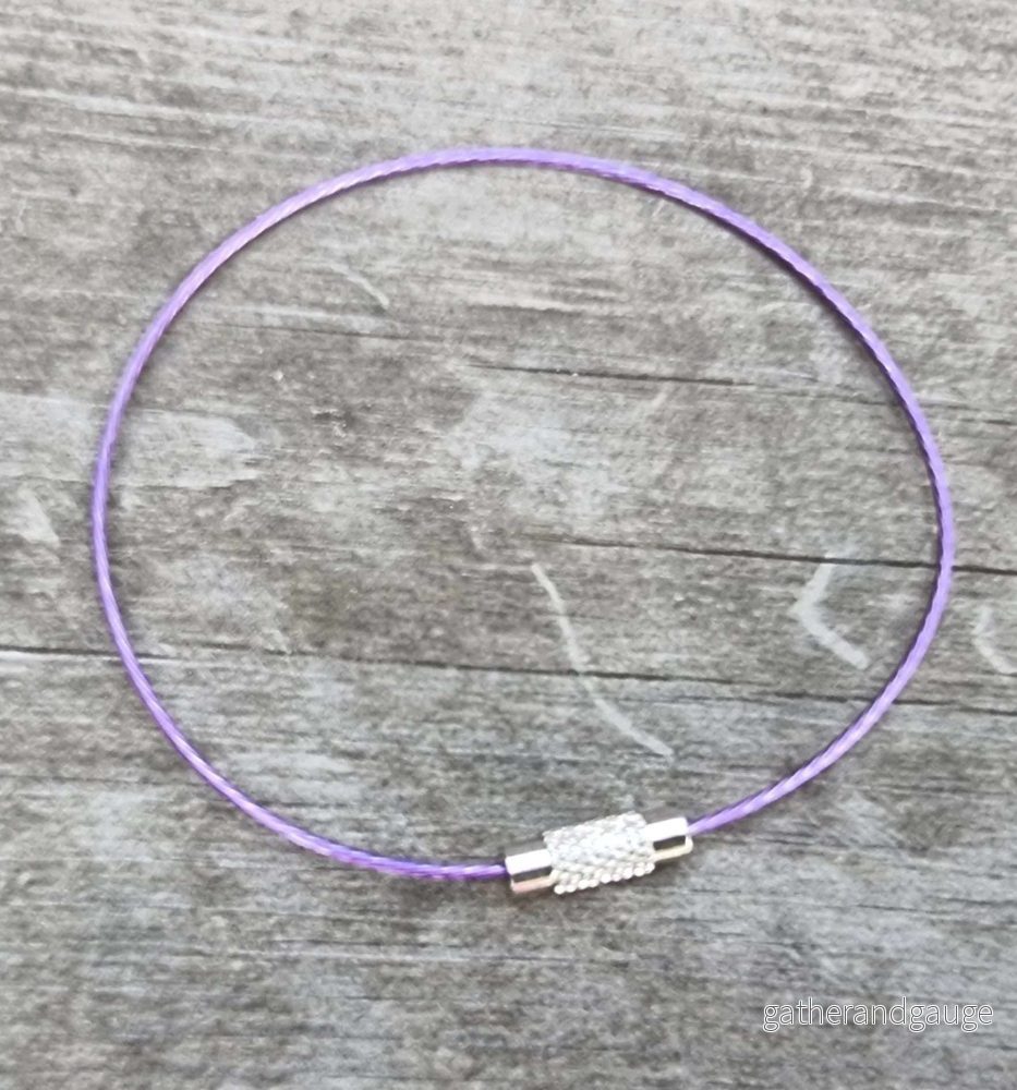 Wire Armband - Lila 1mm, 1 styck