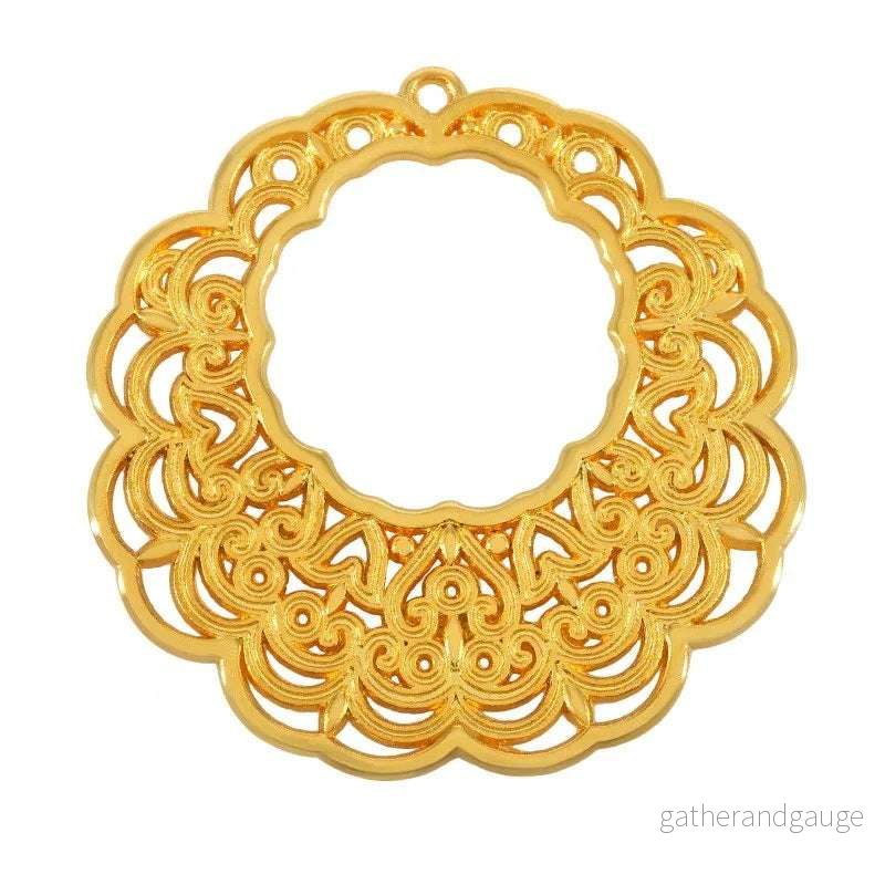 Hänge 24k guldpläterad - Filigree Stor rund 49mm 1 styck