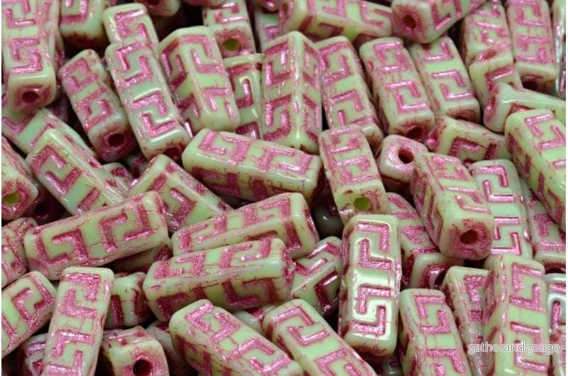 Celtic Block Beads - Light green with Rose 15x5mm, 15-pack