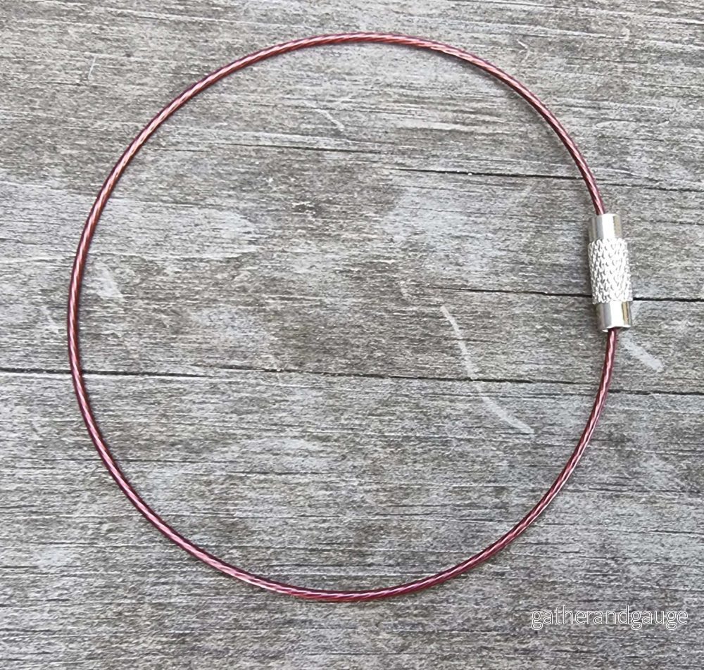 Wire armband - Brun 1mm, 1 styck