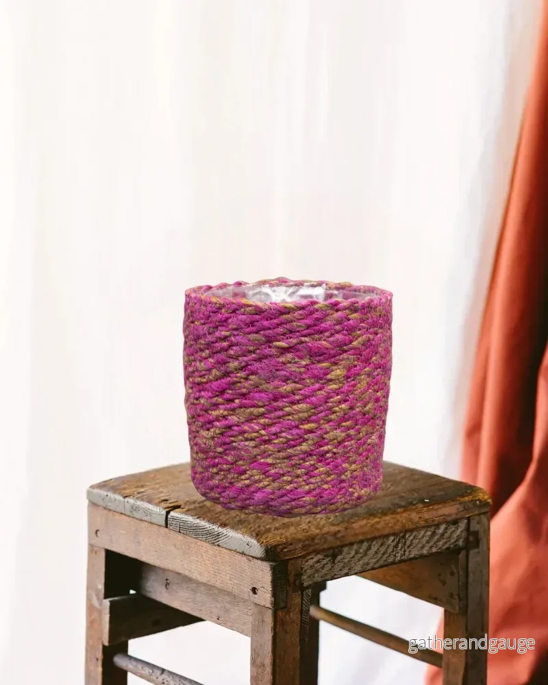 Vävd korg – Rosa
