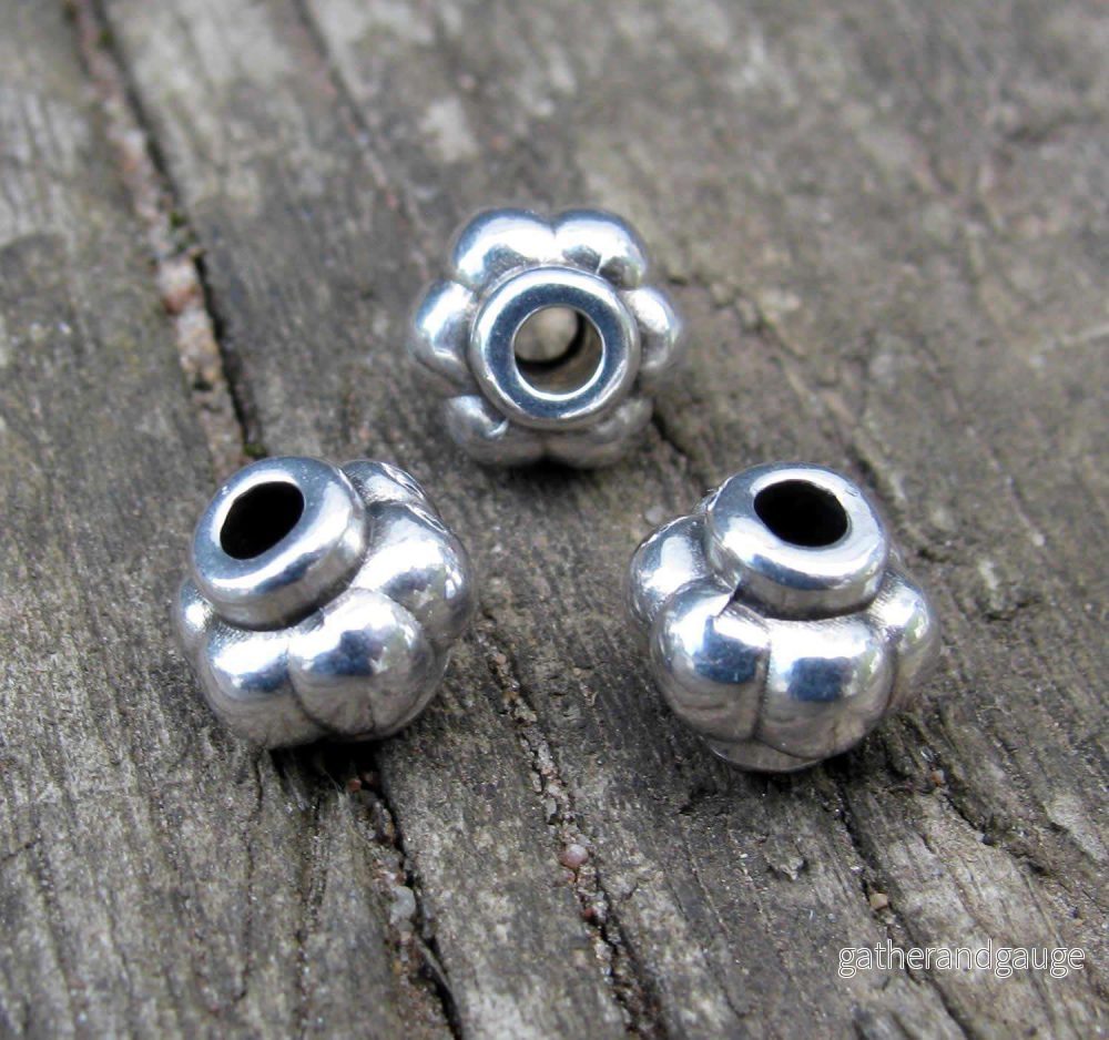 Mellandel Silverfärgad - Rund pumpaformad 8mm 3-pack - Bild 2
