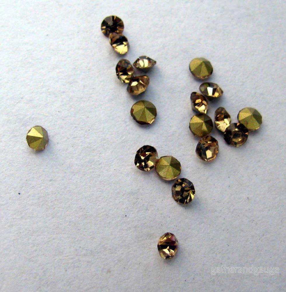 Strasstenar konformad baksida - Brun, 3mm, 20 pack - Bild 2
