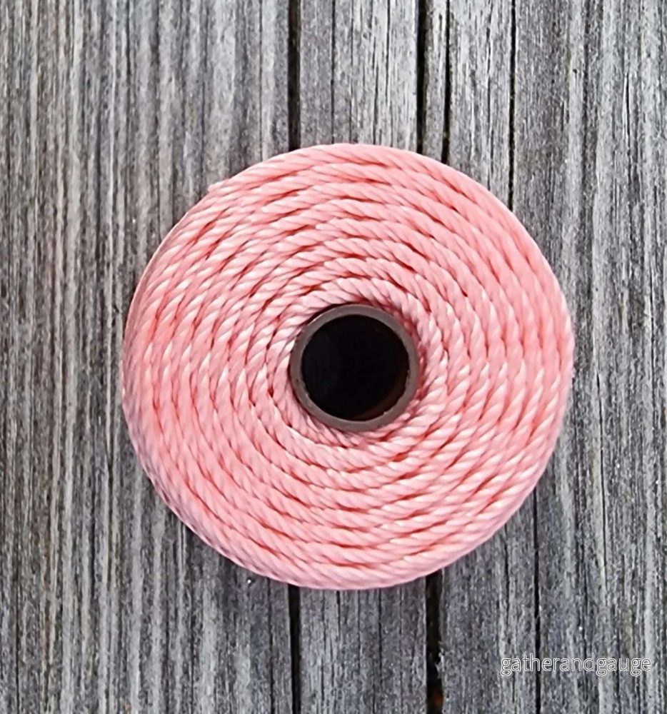 S-lon Heavy Macrame – Coral 1 rulle S-lon Heavy Macrame – Coral 1 rulle
