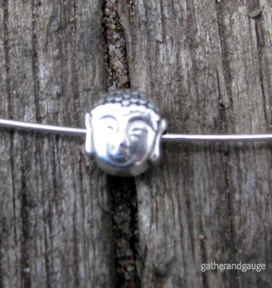 Mellandel Silverfärgad - Mindre Buddha-huvud 7x5,2mm, 5-pack - Bild 3