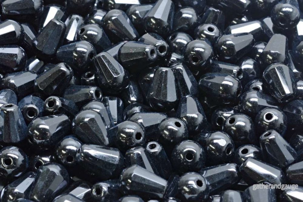 Firepolish Drop Bead – Jet 8×6 mm, 20-pack