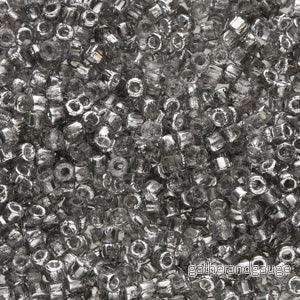 Matubo 10/0 Cylinder – Crystal Labrador 5g Matubo 10/0 Cylinder – Crystal Labrador 5g