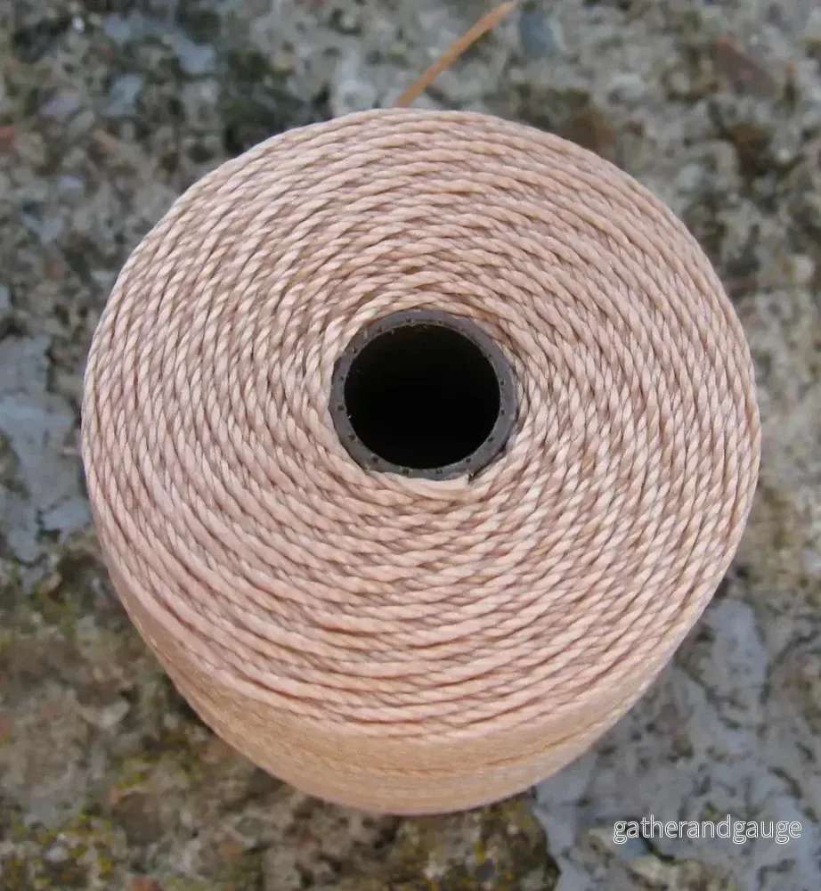 S- Lon Bead Cord - Light Copper (Ginger) 1 Rulle - Bild 2