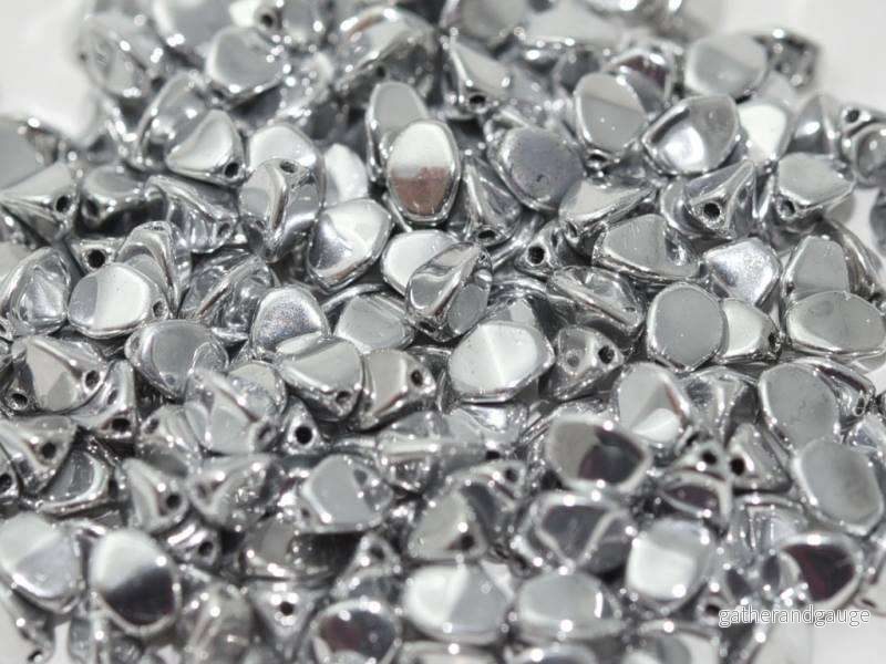 Pinch Bead - Crystal Full Labrador 5mm, 10 gram