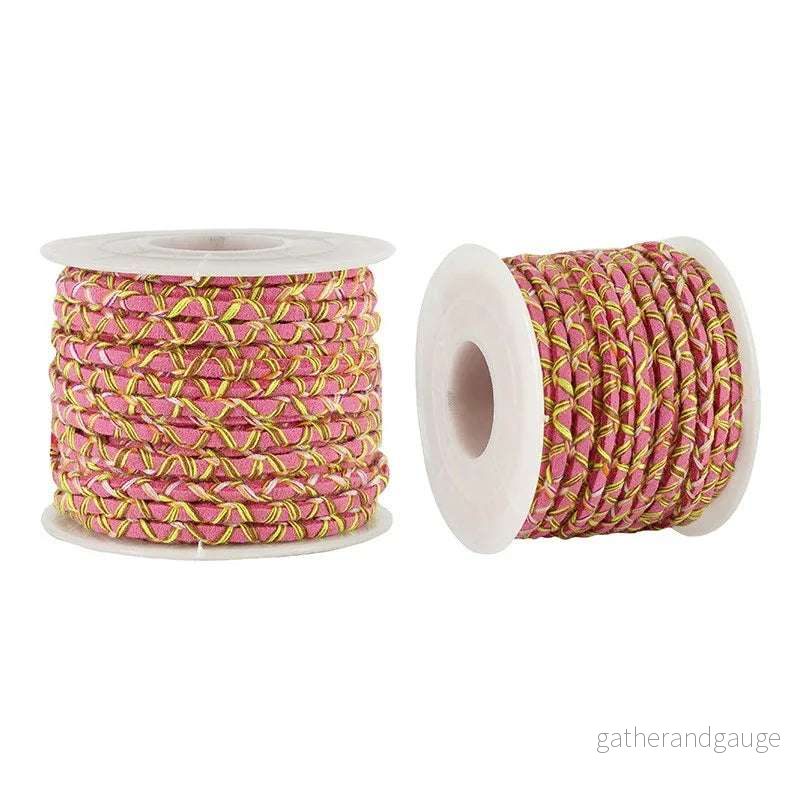 Mockaimitation – Rosa med gul/grönt garn, 2,8mm, 1 m Mockaimitation – Rosa med gul/grönt garn, 2,8mm, 1 m