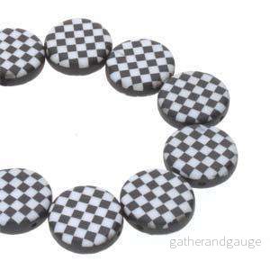 Coin2-hole - Black/White Laser checkered 14mm, 1 sträng