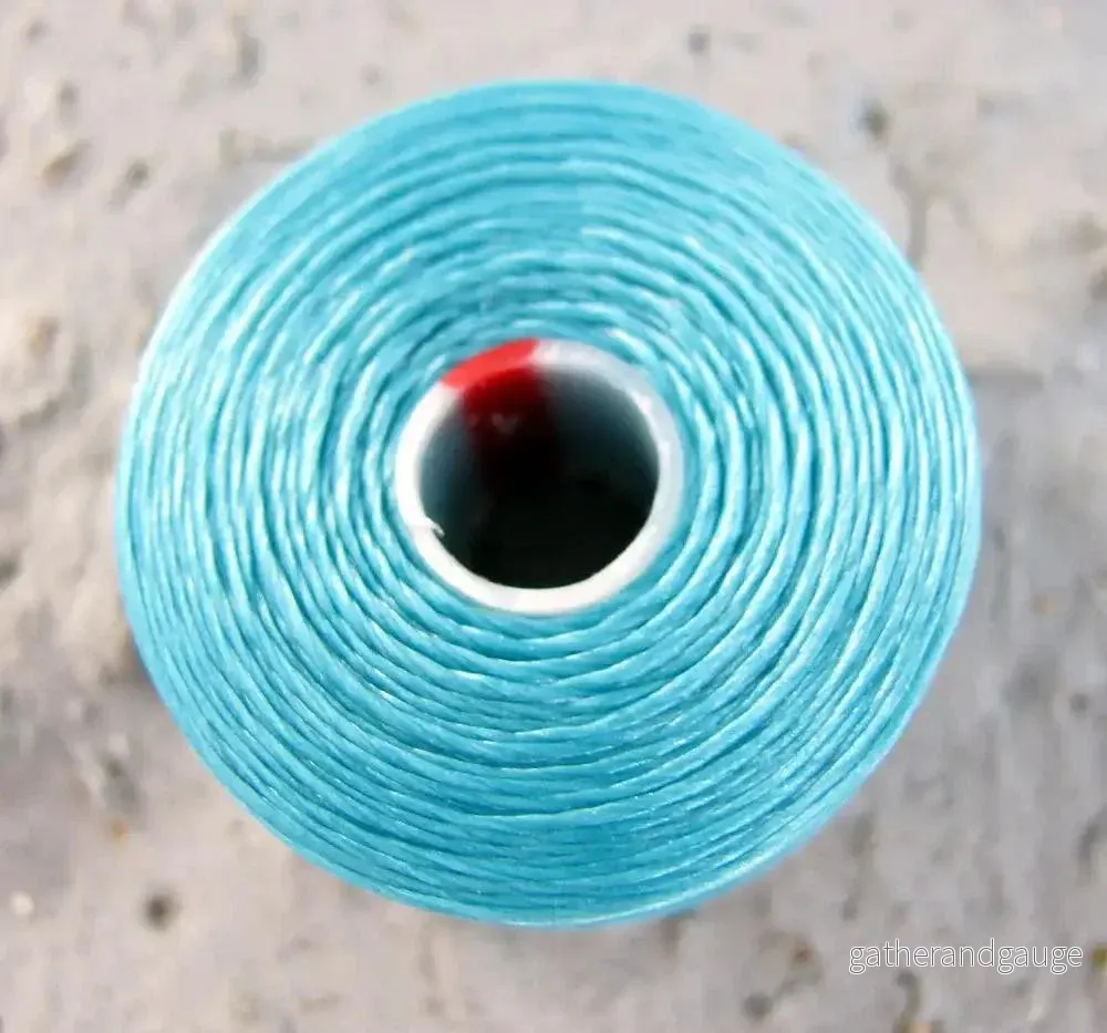 S-Lon Bead thread - Turquoise Blue, strl D, 1 rulle