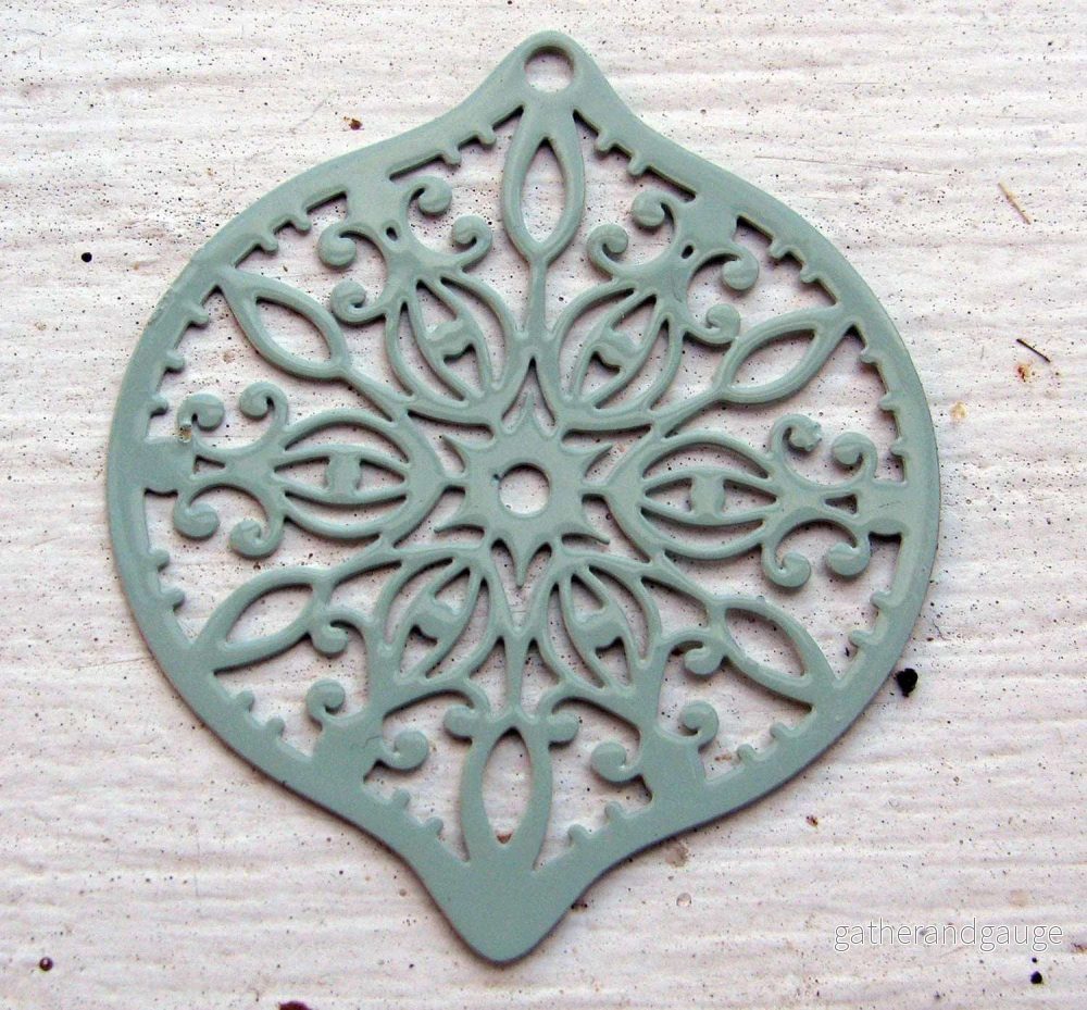 Berlock Mintgrön – Spetsig rund 40x45mm, 1 styck