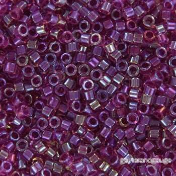 Miyuki Delica – Fancy Lined Magenta 11/0, 5 gram