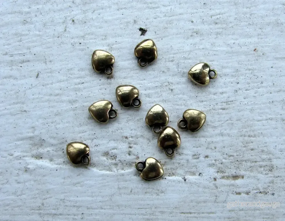 Berlock Bronsfärgad - Mini hjärta 5mm, 10-pack