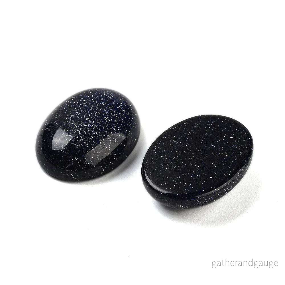 Cabochon Syntetisk Blue Goldstone – Oval 18x13mm 1 styck Cabochon Syntetisk Blue Goldstone – Oval 18x13mm 1 styck