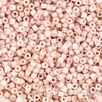 Miyuki Delica – Opaque Matte Pink Champagne 11/0, 5 gram Miyuki Delica – Opaque Matte Pink Champagne 11/0, 5 gram
