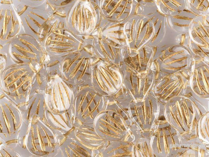 Preciosa Engraved Pip – Crystal Gold Painted 9x14mm, 5-pack Preciosa Engraved Pip – Crystal Gold Painted 9x14mm, 5-pack