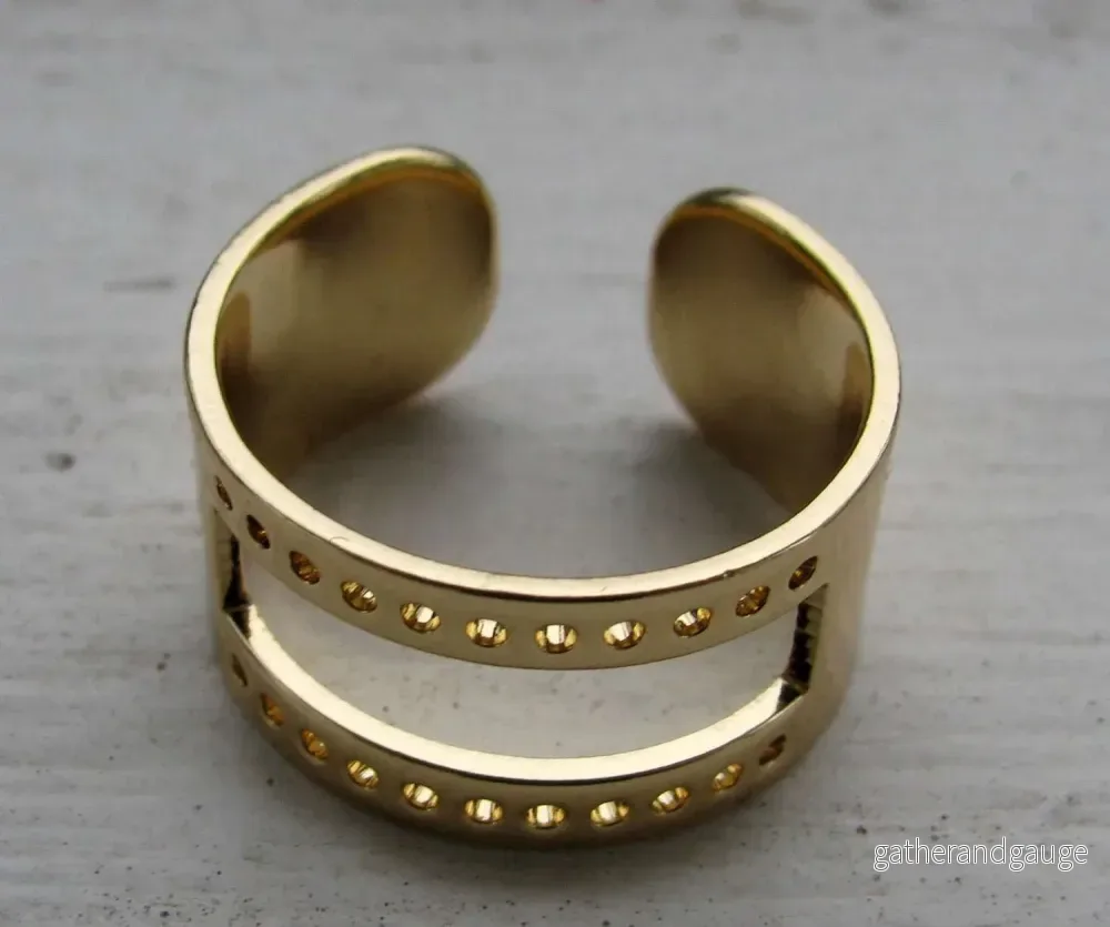 Ringstomme Guldfärgad – med Hål (Miuyki) 1 Styck Ringstomme Guldfärgad – med Hål (Miuyki) 1 Styck