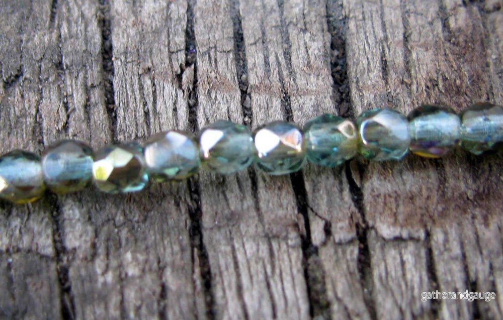 Tjeckiska Firepolish – Aqua Celsian 3 mm, 1 sträng Tjeckiska Firepolish – Aqua Celsian 3 mm, 1 sträng