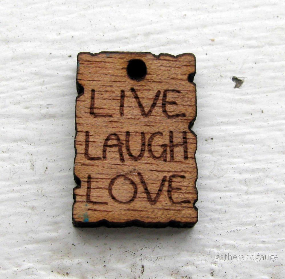 Hänge Trä - Live Laugh Love 22x15mm