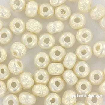 Miyuki Seed Beads – Baroque White 6/0, 5 gram Miyuki Seed Beads – Baroque White 6/0, 5 gram