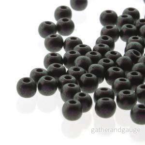 Tjeckiska Druk (Runda) – Polychrome Viridian True 2mm, 50-pack