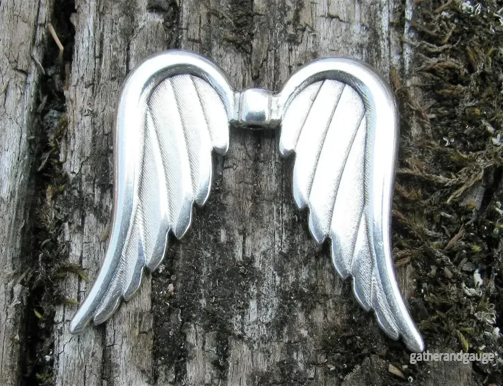 Mellandel Silverfärgade – Änglavinge 34×32 mm 1 styck Mellandel Silverfärgade – Änglavinge 34×32 mm 1 styck