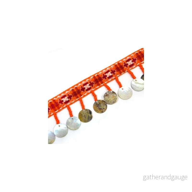 Polyesterband – Orange med Snäckskalshängen 20mm, 20cm