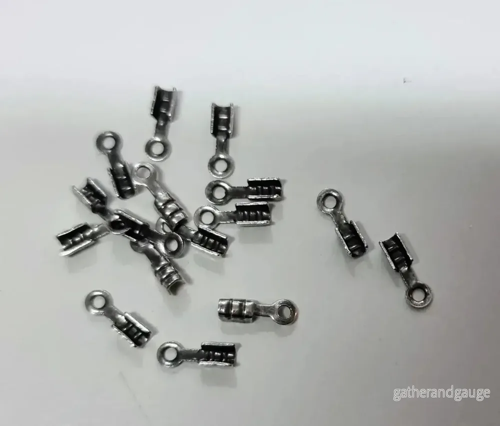 Fästen Mörkt silverfärgade - För band 1 mm 20-pack