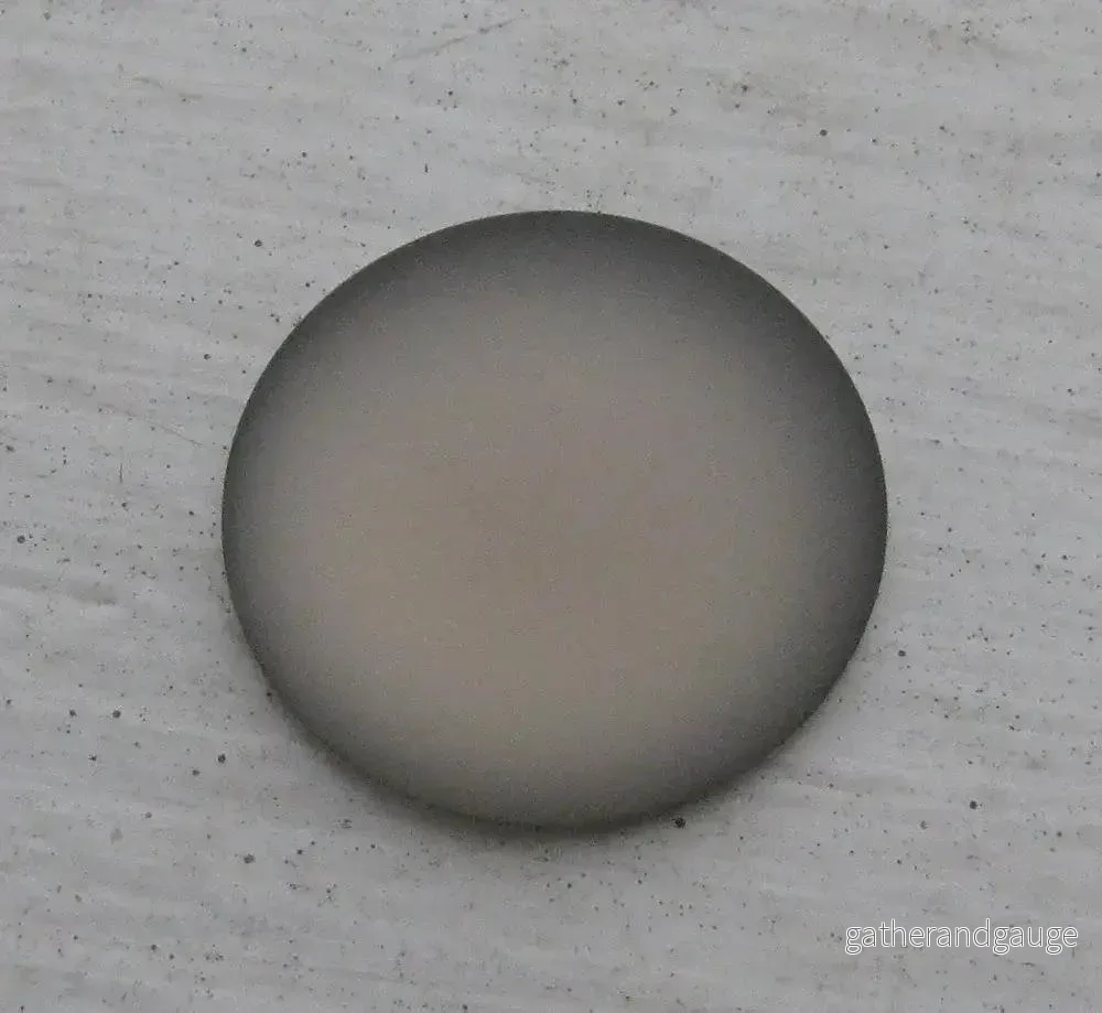 Luna Cabochon – Grey 24 mm, 1 styck Luna Cabochon – Grey 24 mm, 1 styck