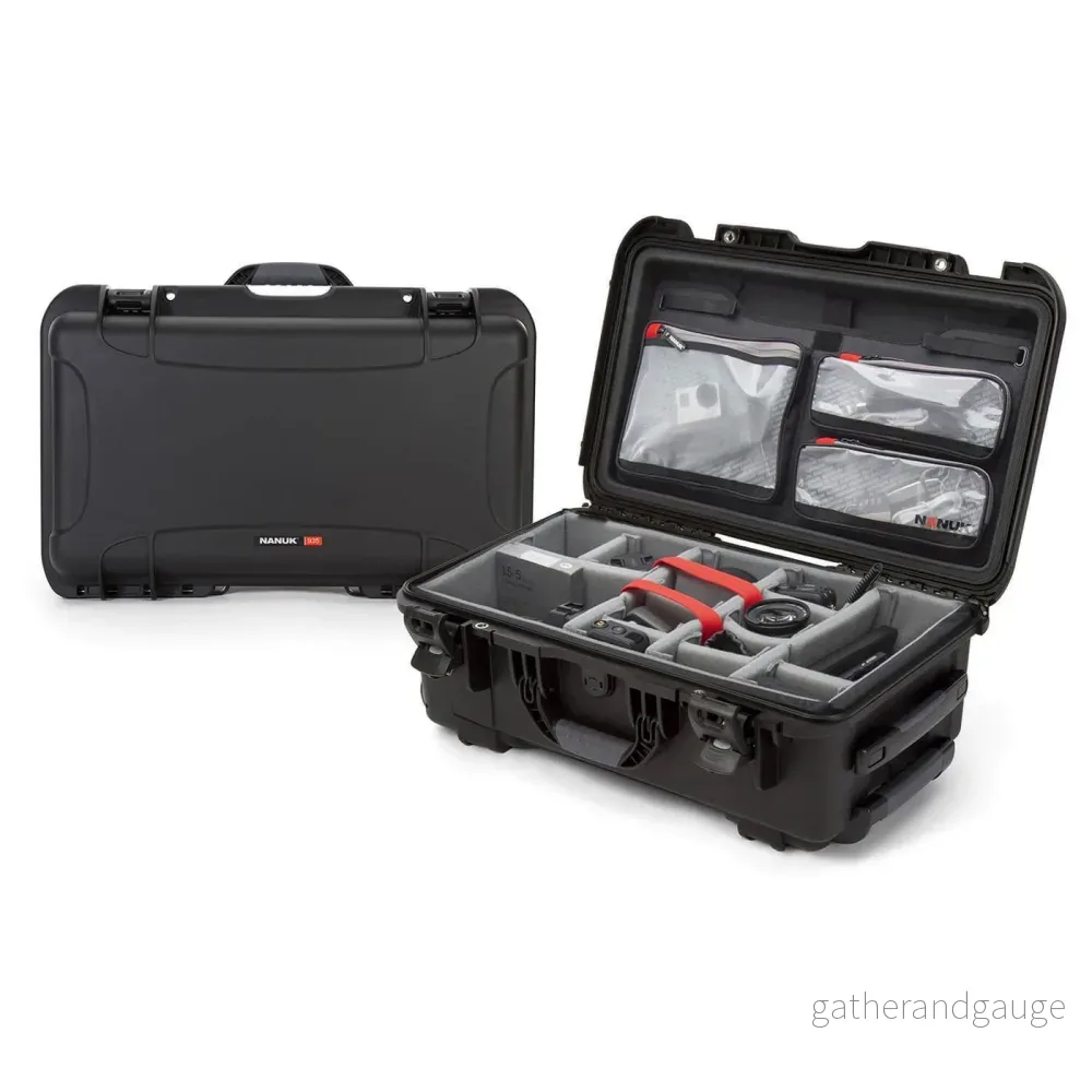 NANUK 935 Camera Case - Pro Photo Kit