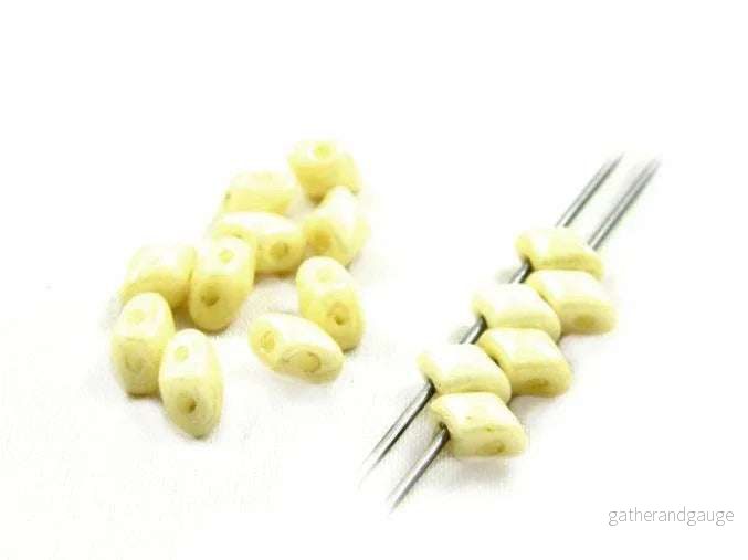 Vario Bead – Luster Beige 10 gram Vario Bead – Luster Beige 10 gram