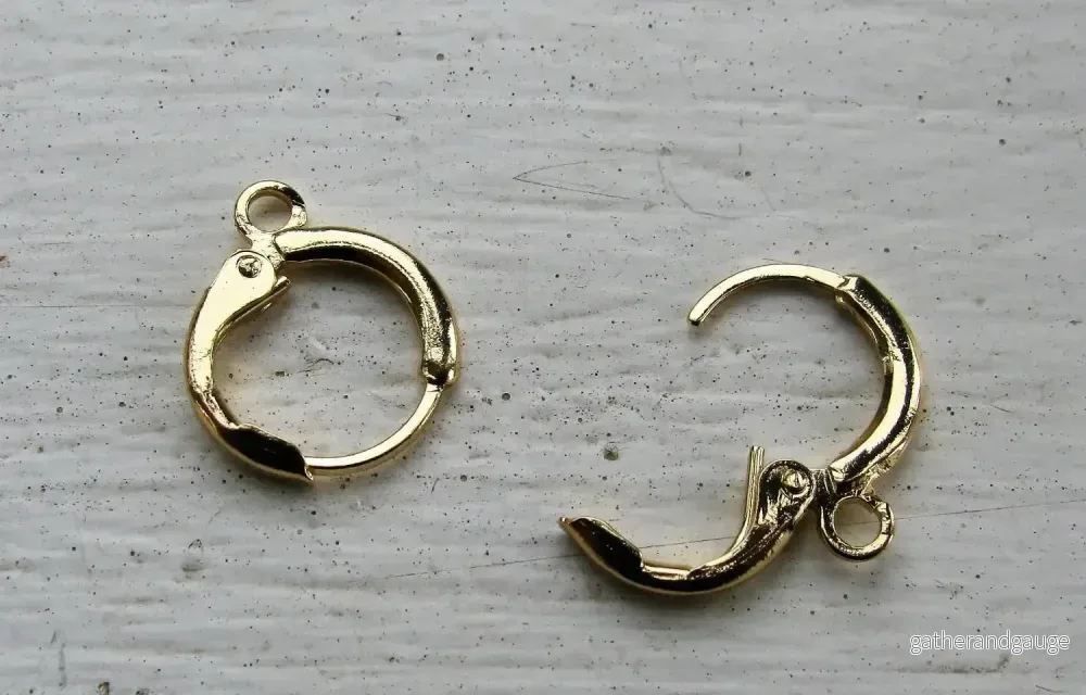 Örkrok Brisyr 24K Guldpläterad - Rund 11,5mm, 1 par