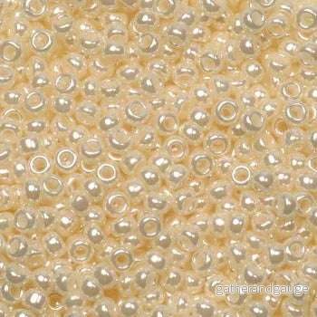 Miyuki Seed Beads – Ceylon Antique Ivory Pearl 11/0, 10 gram