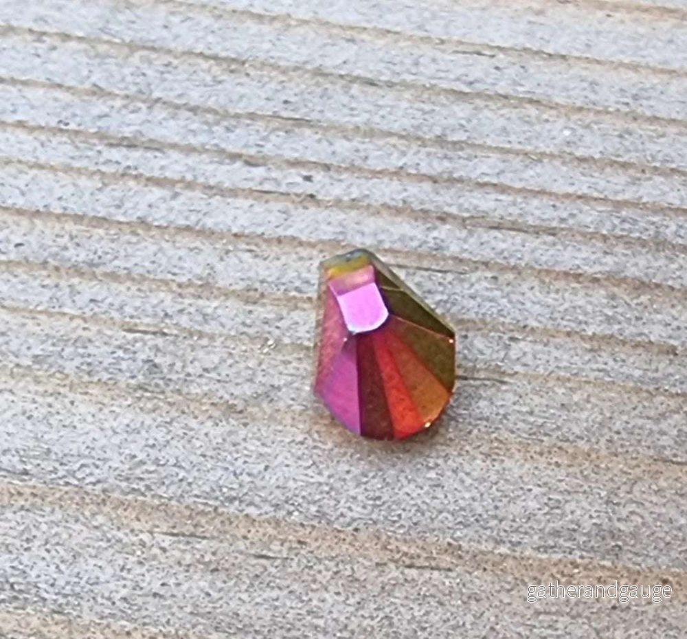 Facetterade droppar - Snäckformad rosa/guld/brons, 8,5x6mm 1 styck - Bild 2