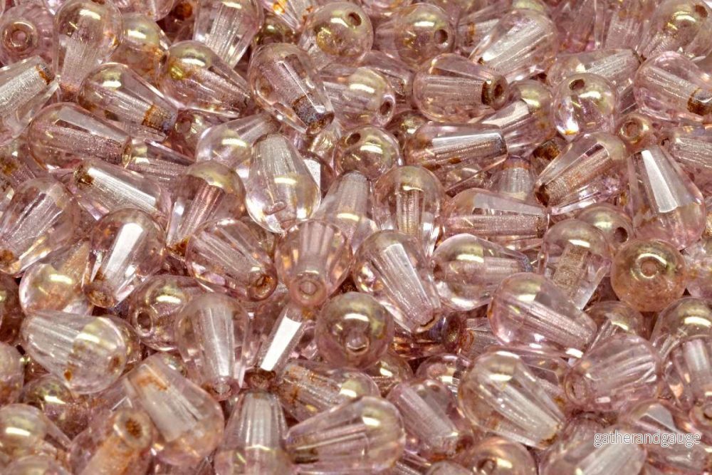 Firepolish Drop Bead – Crystal Bronze 8 x 6 mm, 20-pack Firepolish Drop Bead – Crystal Bronze 8 x 6 mm, 20-pack
