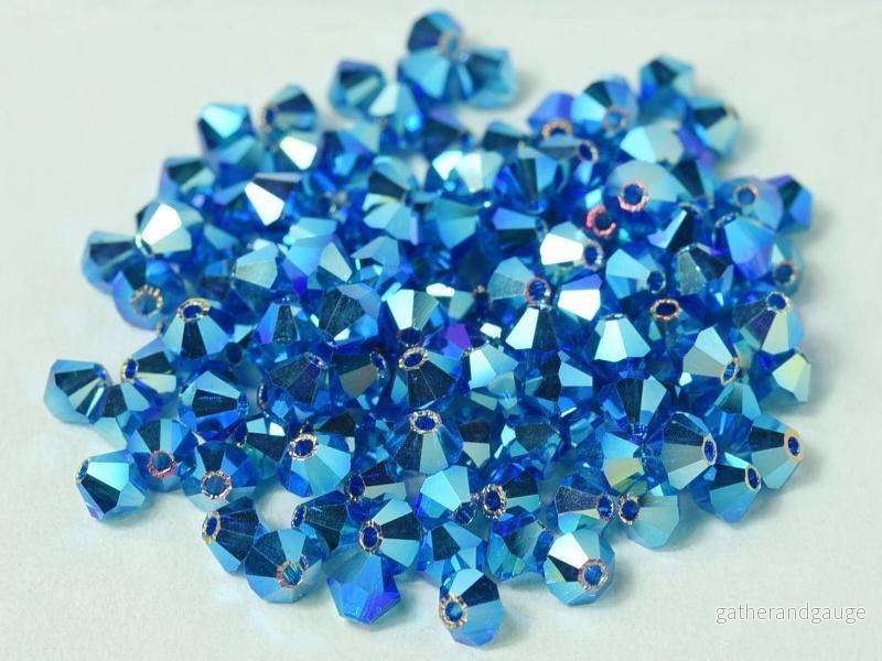 Tjeckiska Bicone – Capri Blue 2x AB, 4 mm, 24-pack Tjeckiska Bicone – Capri Blue 2x AB, 4 mm, 24-pack