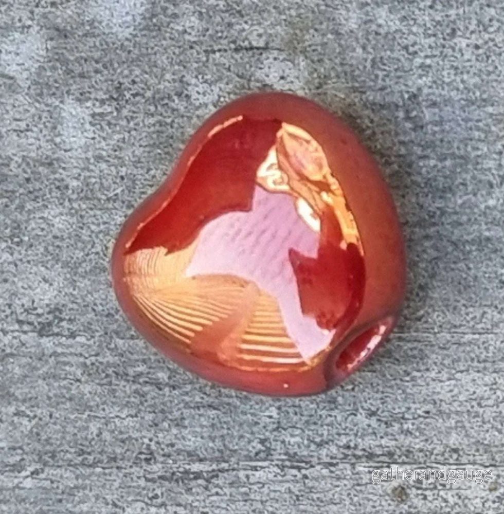 Porslinspärla - Hjärta 15mm Röd/Guld 1 styck - Bild 2