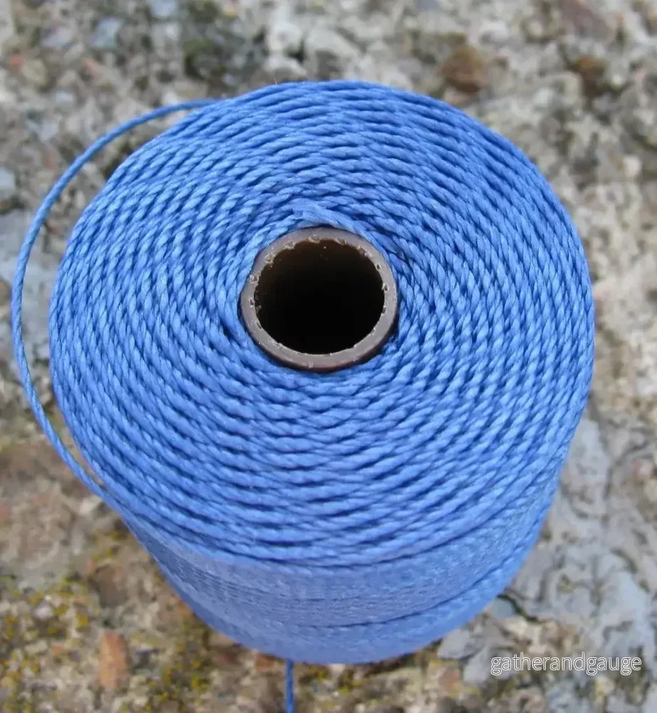 S-Lon Bead Cord - Periwinkle, 1 Rulle - Bild 2