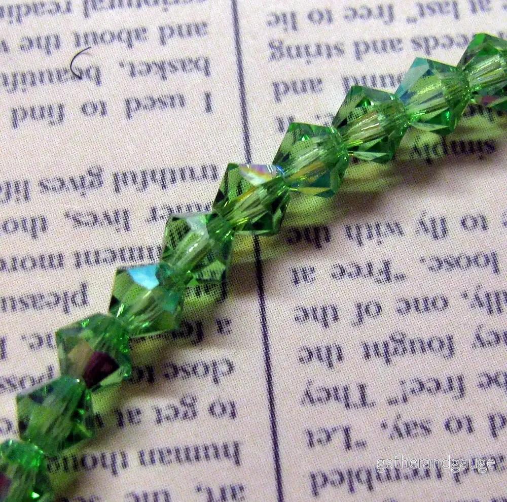 Tjeckiska MC Bicone - Peridot AB 4 mm, 30- pack - Bild 2