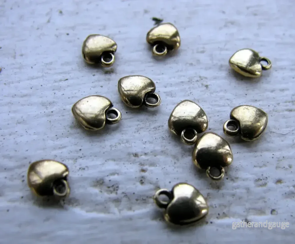 Berlock Bronsfärgad - Mini hjärta 5mm, 10-pack - Bild 2