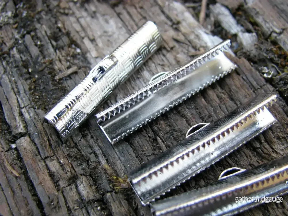 Ändfäste platta band Silverfärgad - Bredare modell, 25 mm, 4-pack - Bild 2