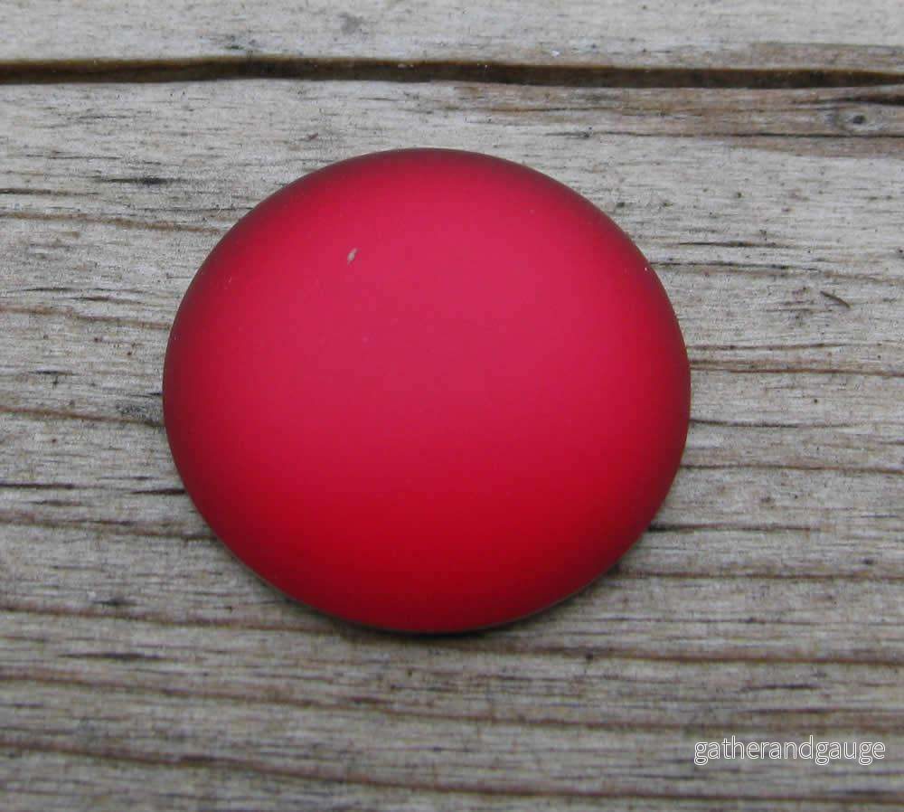 Luna Cabochon – Garnet 18 mm 1 styck Luna Cabochon – Garnet 18 mm 1 styck