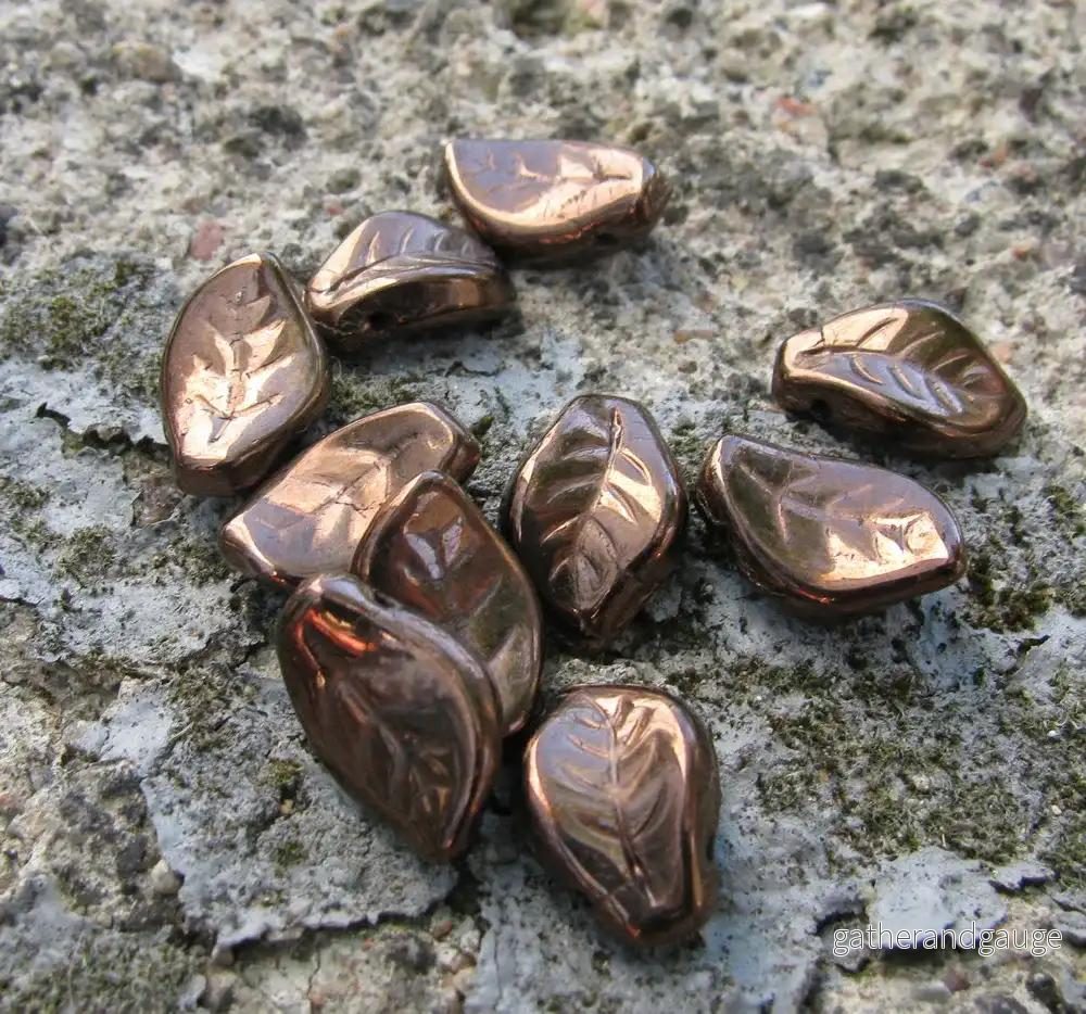 Glaspärlor Löv – Dark Bronze, 9x14mm, 10-pack Glaspärlor Löv – Dark Bronze, 9x14mm, 10-pack