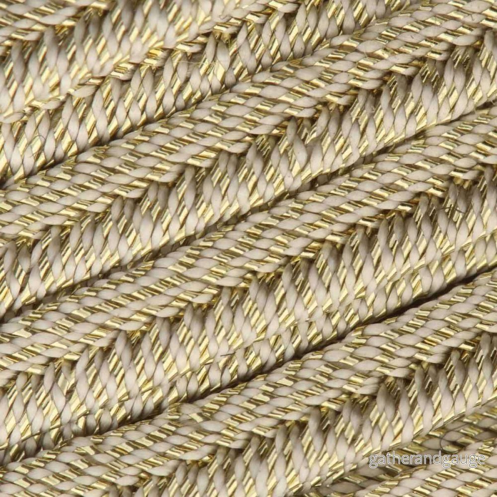 Italienskt Soutache band - Light Gold Metallic 1 m - Bild 2
