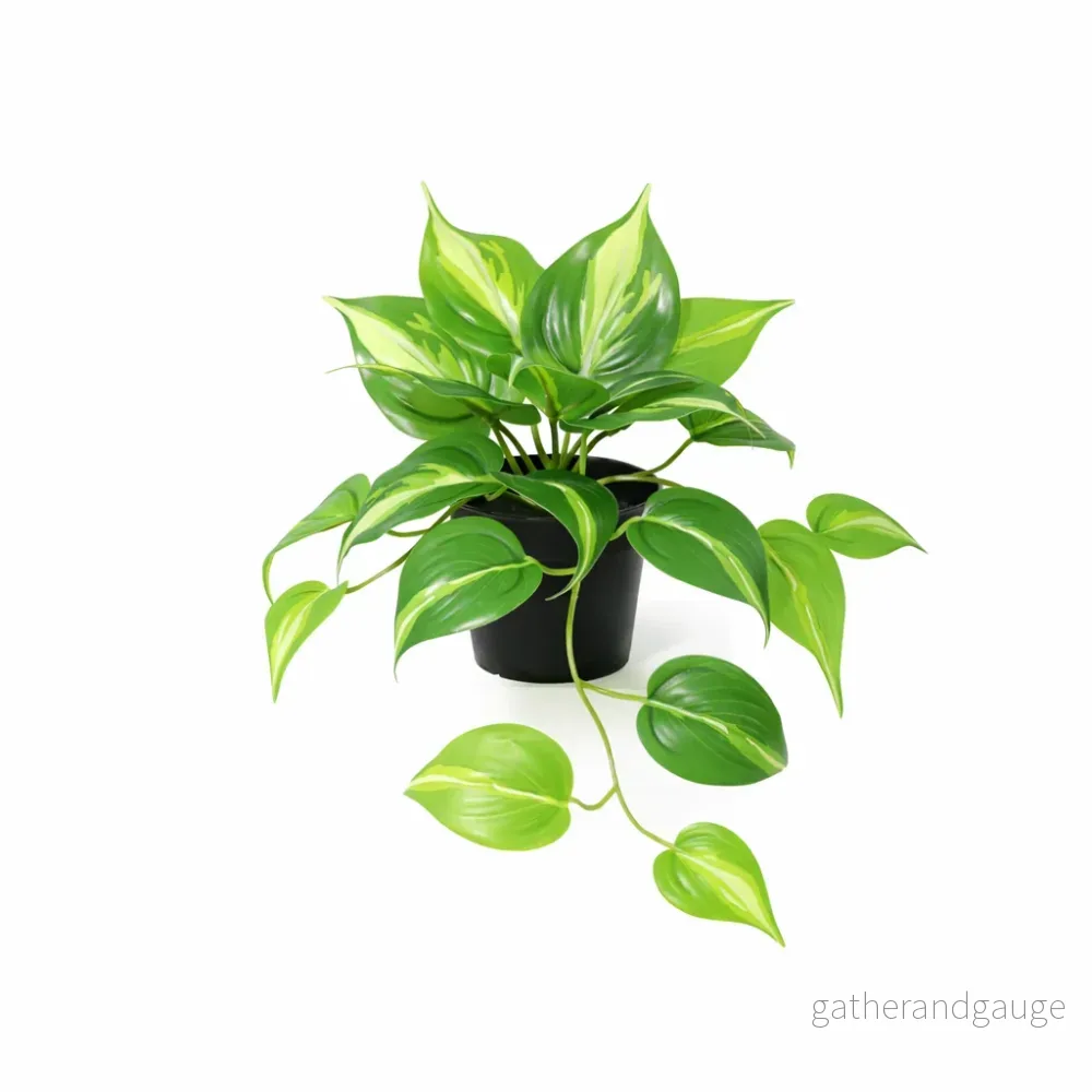 ARTIFICIAL Epipremnum Variegata – 23cm ARTIFICIAL Epipremnum Variegata – 23cm