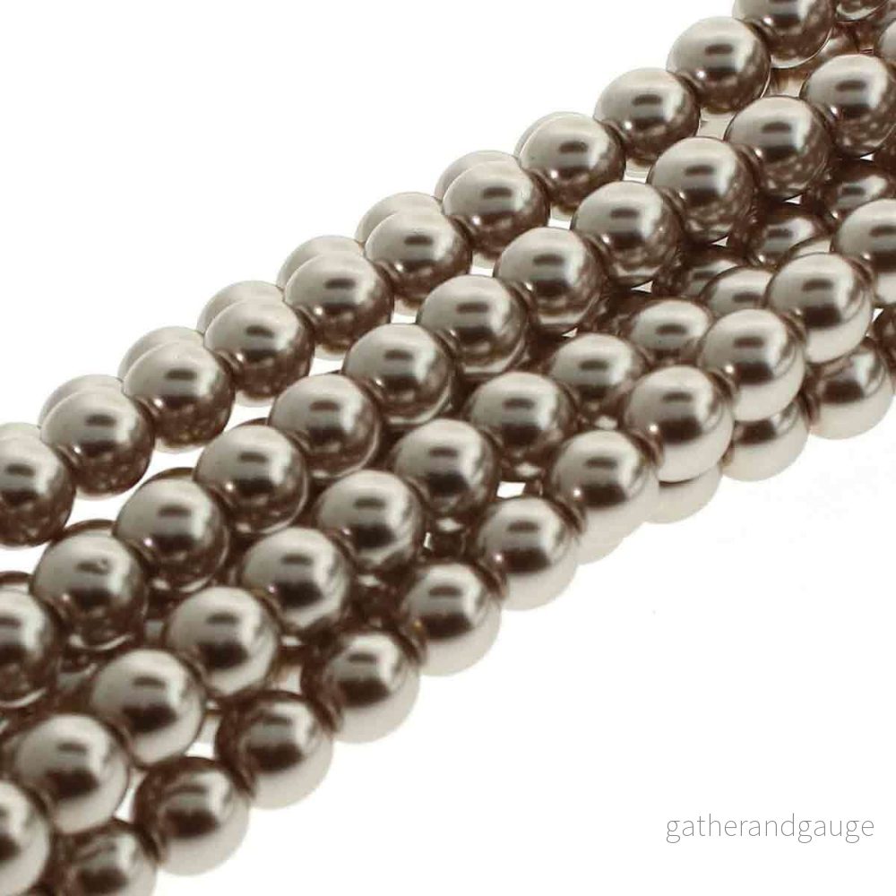 Tjeckiska vaxade glaspärlor - Champagne 3mm, 1 sträng