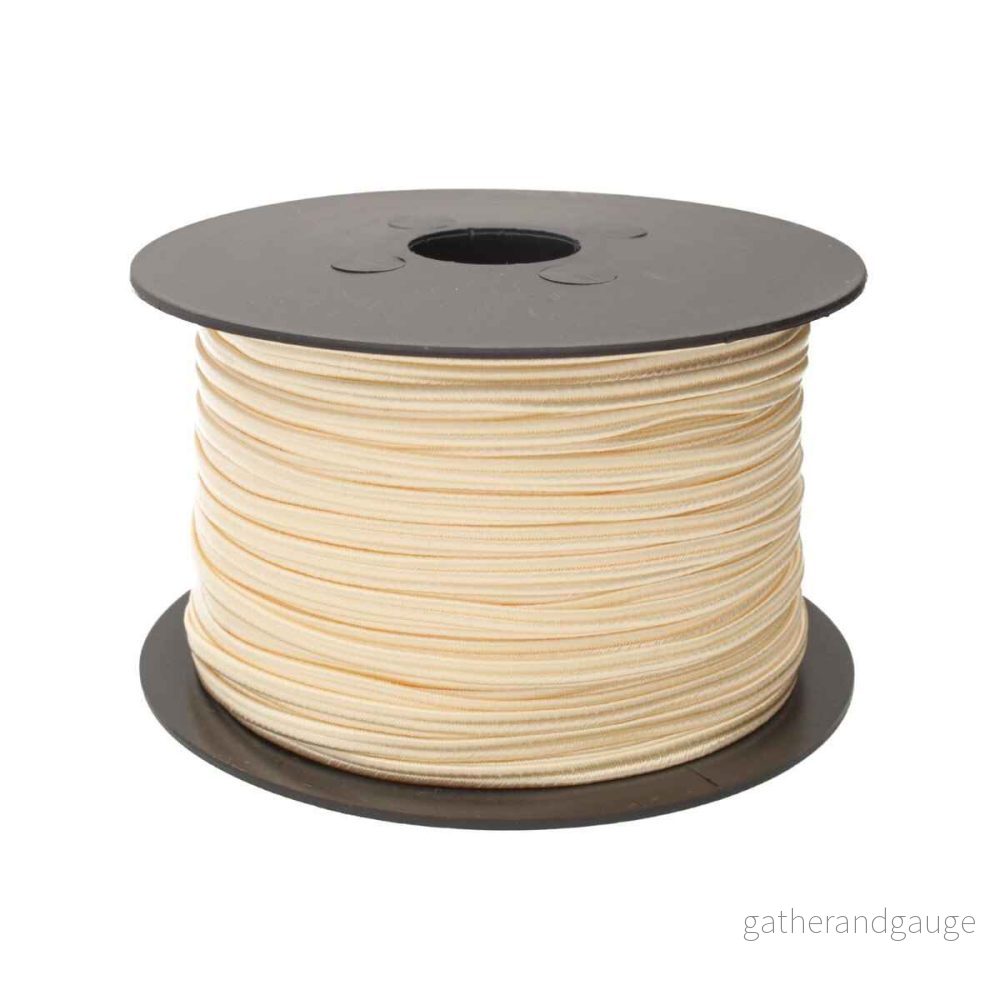 Italienskt Soutache band – Heavy Cream 1m Italienskt Soutache band – Heavy Cream 1m