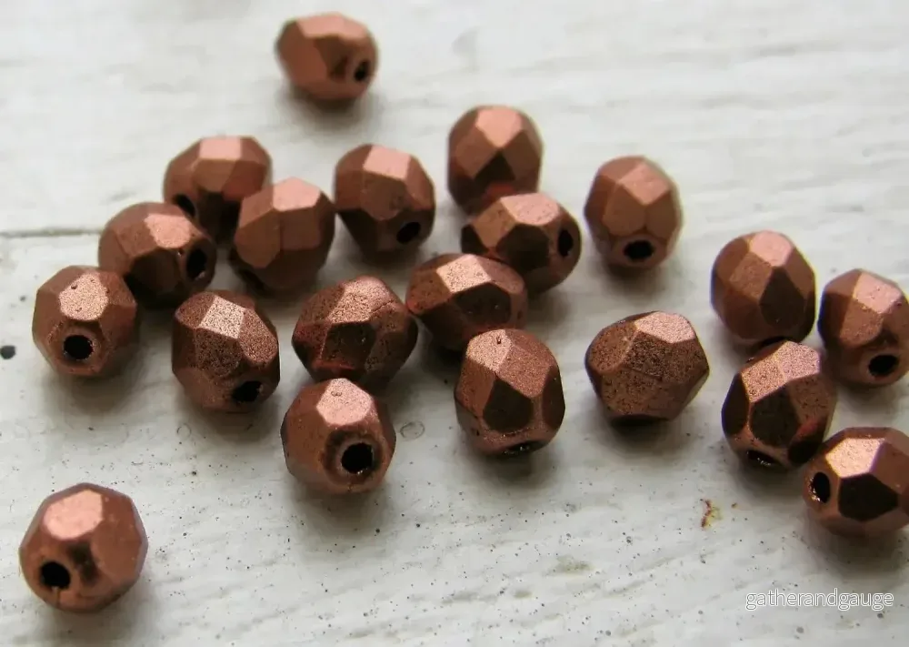 Tjeckiska Firepolish - Matte Metallic Copper 4 mm, 50-pack - Bild 2